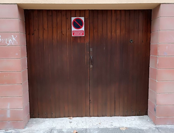 Garage for sale at  PEP VENTURA , Llançà photo 3