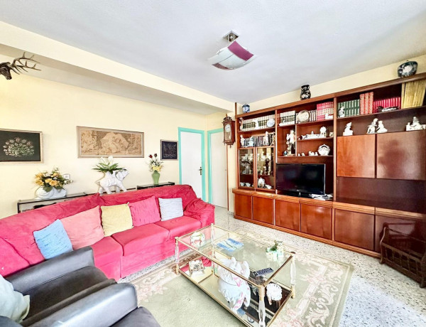 Piso en venta en  Avenida de Los Huetos, Vitoria-Gasteiz photo 4