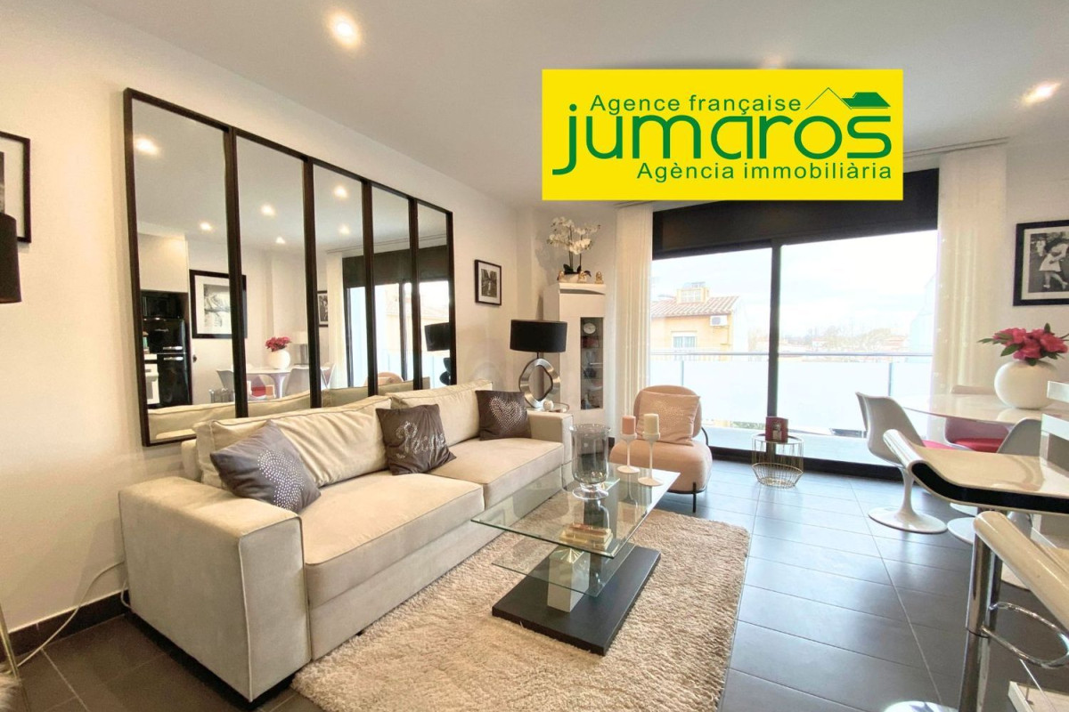 Продажа квартиры на Calle Alberes Comercial, Эмпуриабрава
photo 1