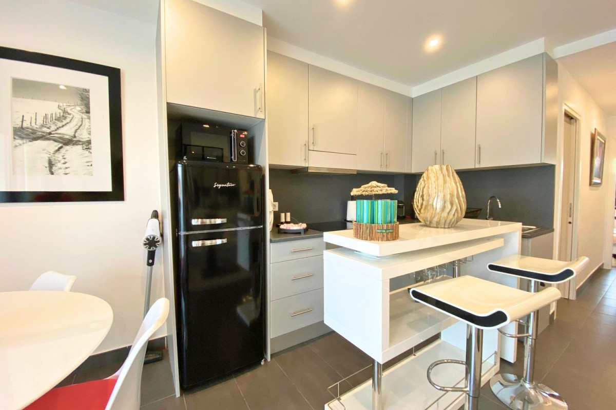 Продажа квартиры на Calle Alberes Comercial, Эмпуриабрава
photo 4