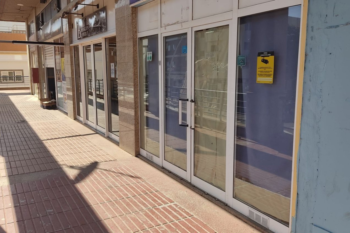 Properties for sale and rent in Spain photo 4