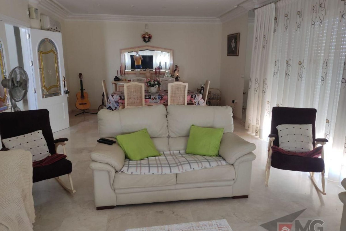 Sale of independent chalet in La Hoya-Almendricos-Purias, Lorca
photo 5