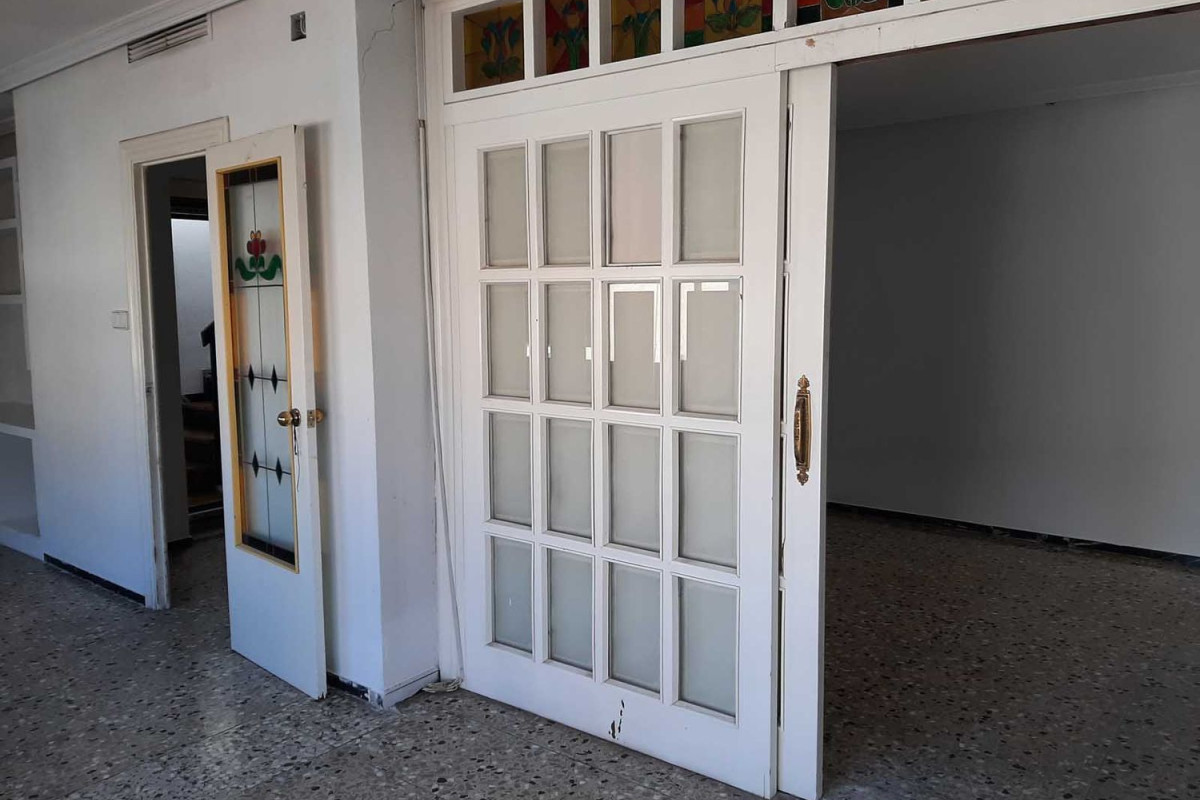 Sale of apartment in isaac peral, Aspe
photo 3