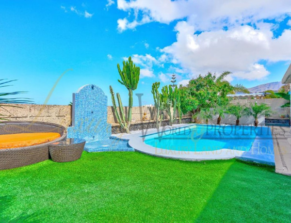 Chalet independiente en venta en  Avenida Kurt Konrad Mayer, Adeje photo 4