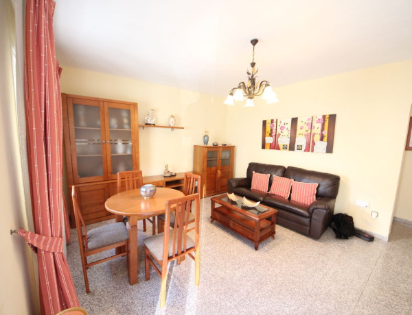 Продажа первого этажа в  Avenida de los Pacos, Fuengirola photo 1
