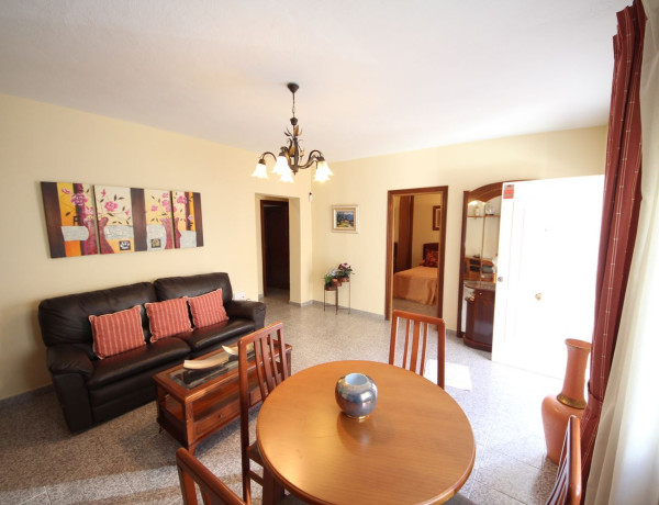 Продажа первого этажа в  Avenida de los Pacos, Fuengirola photo 2