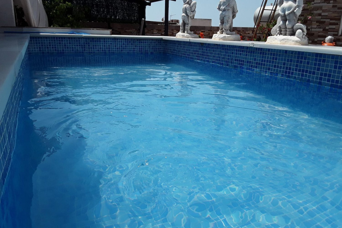 Budynek Mieszkalny o powierzchni 1m2 na sprzedaż w Benalmádena photo 1