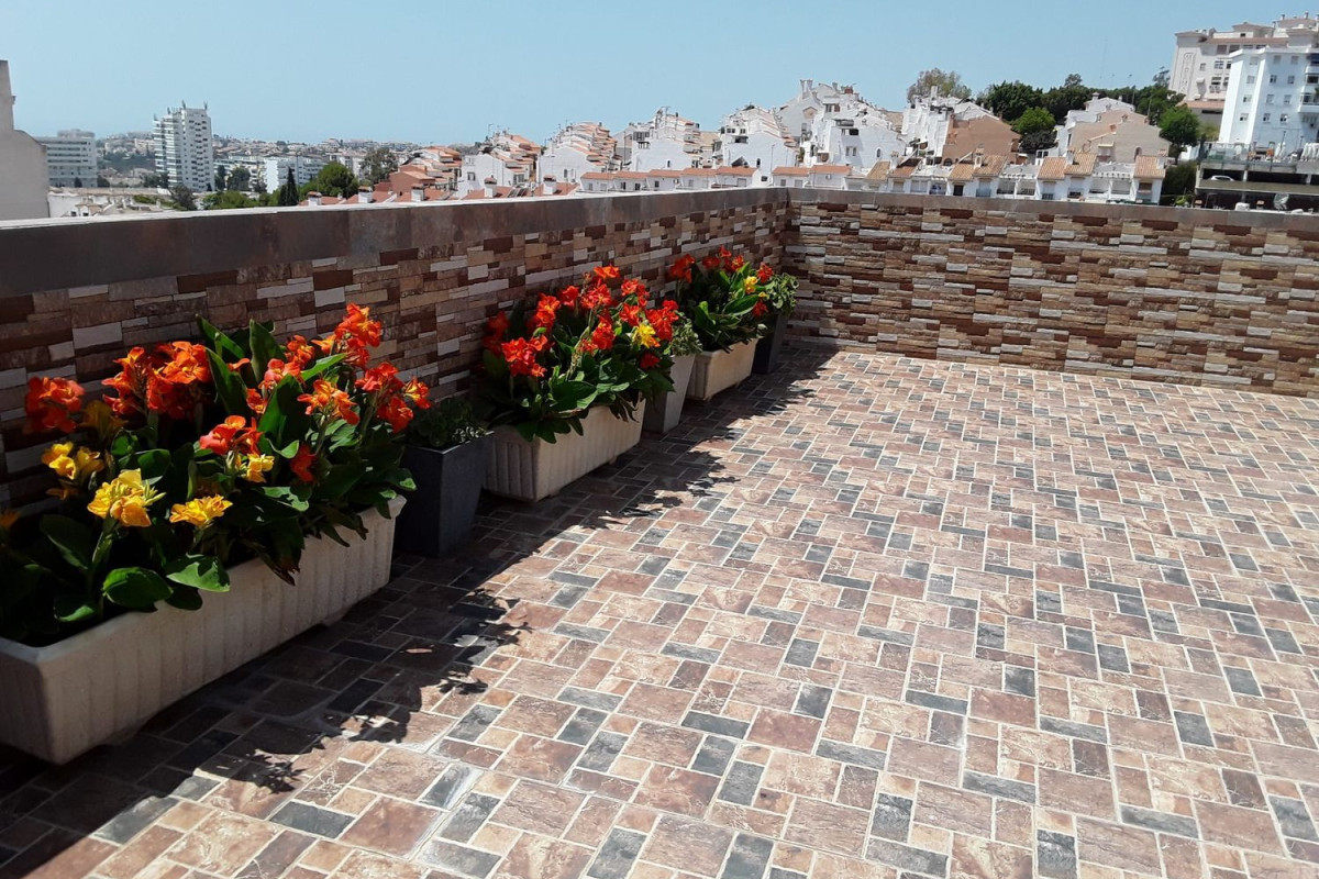 Budynek Mieszkalny o powierzchni 1m2 na sprzedaż w Benalmádena photo 2