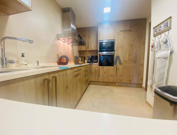 Semi-detached house for sale in  Centre , Castellar del Vallès photo 2