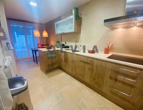 Semi-detached house for sale in  Centre , Castellar del Vallès photo 3