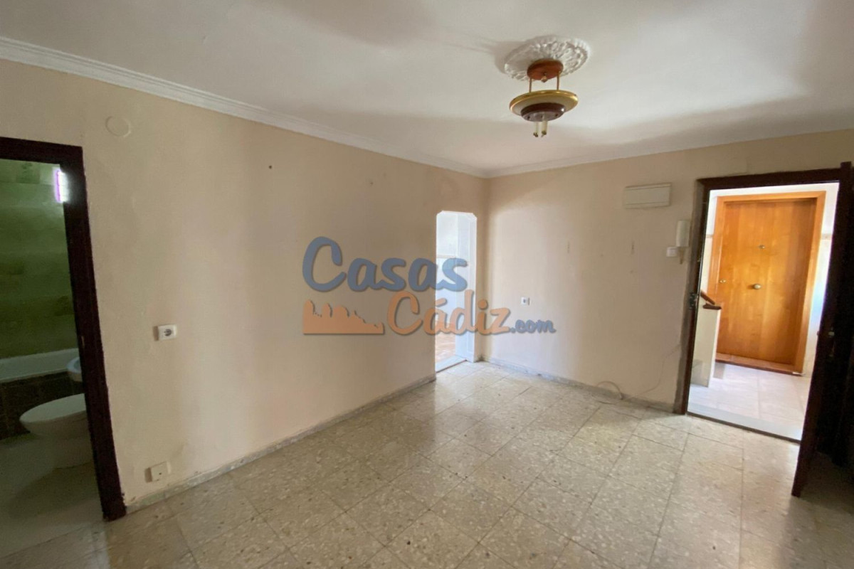 Venta de piso en Calle Crucero Canarias, El Puerto de Santa María
photo 5