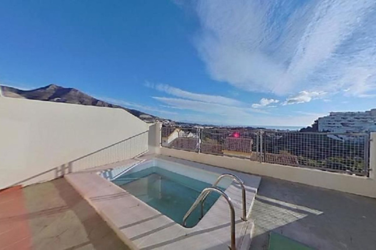 Venta de chalet adosado en  Calle Colmenar s/n , Benalmádena photo 4