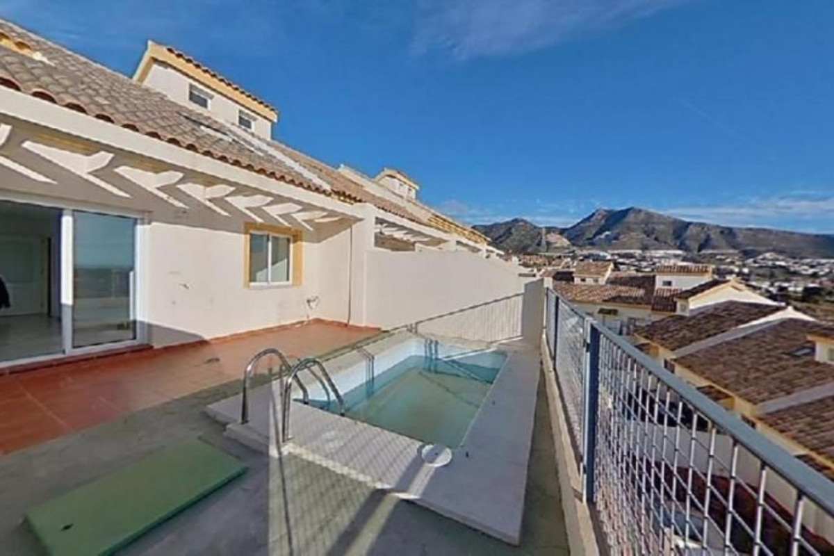 Venta de chalet adosado en  Calle Colmenar s/n , Benalmádena photo 5