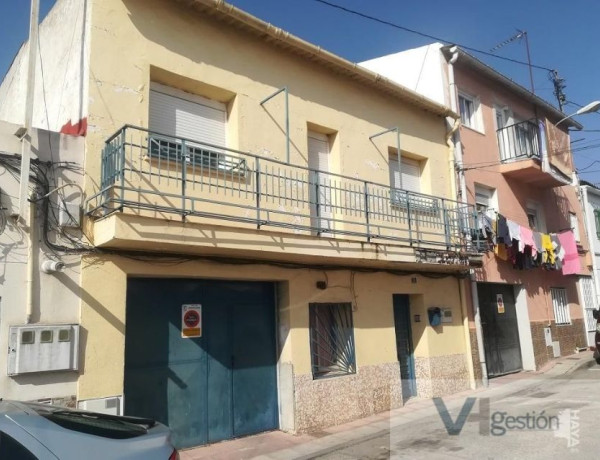 Chalet adosado en venta en  Calle San Francisco , Torrejón de Ardoz photo 1