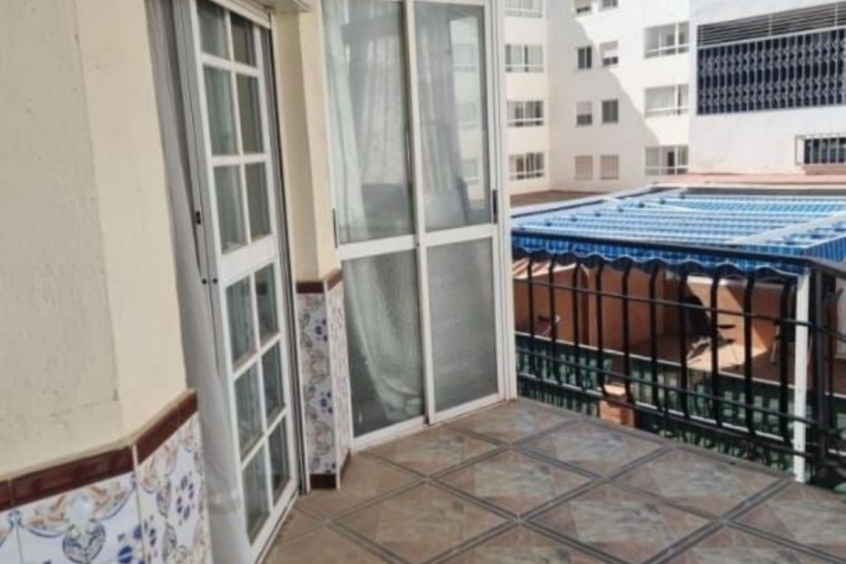 Продажа квартиры на Calle Doctor Fleming, Торре-дель-Мар
 photo 2