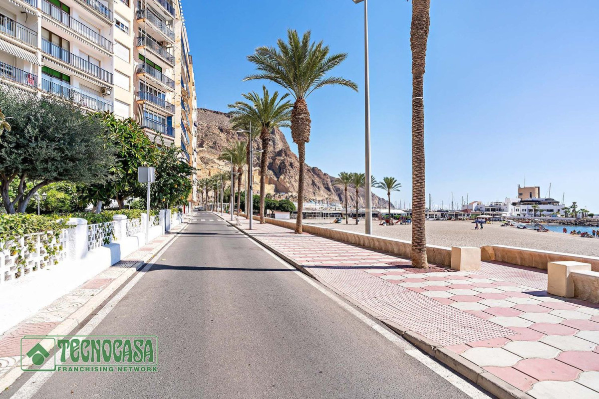 Sprzedaż studia w Calle menorca, Roquetas de Mar photo 2