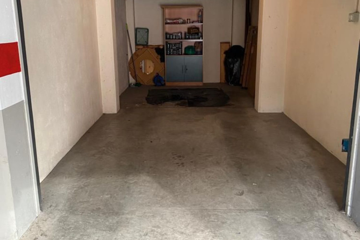 Venta de garaje en Calle de Salamanca, 11 C , Benidorm photo 1