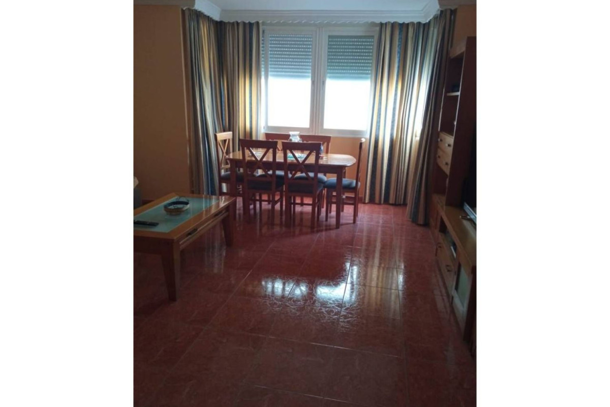 Venta de piso en Calle Huertos, Nerja
photo 1