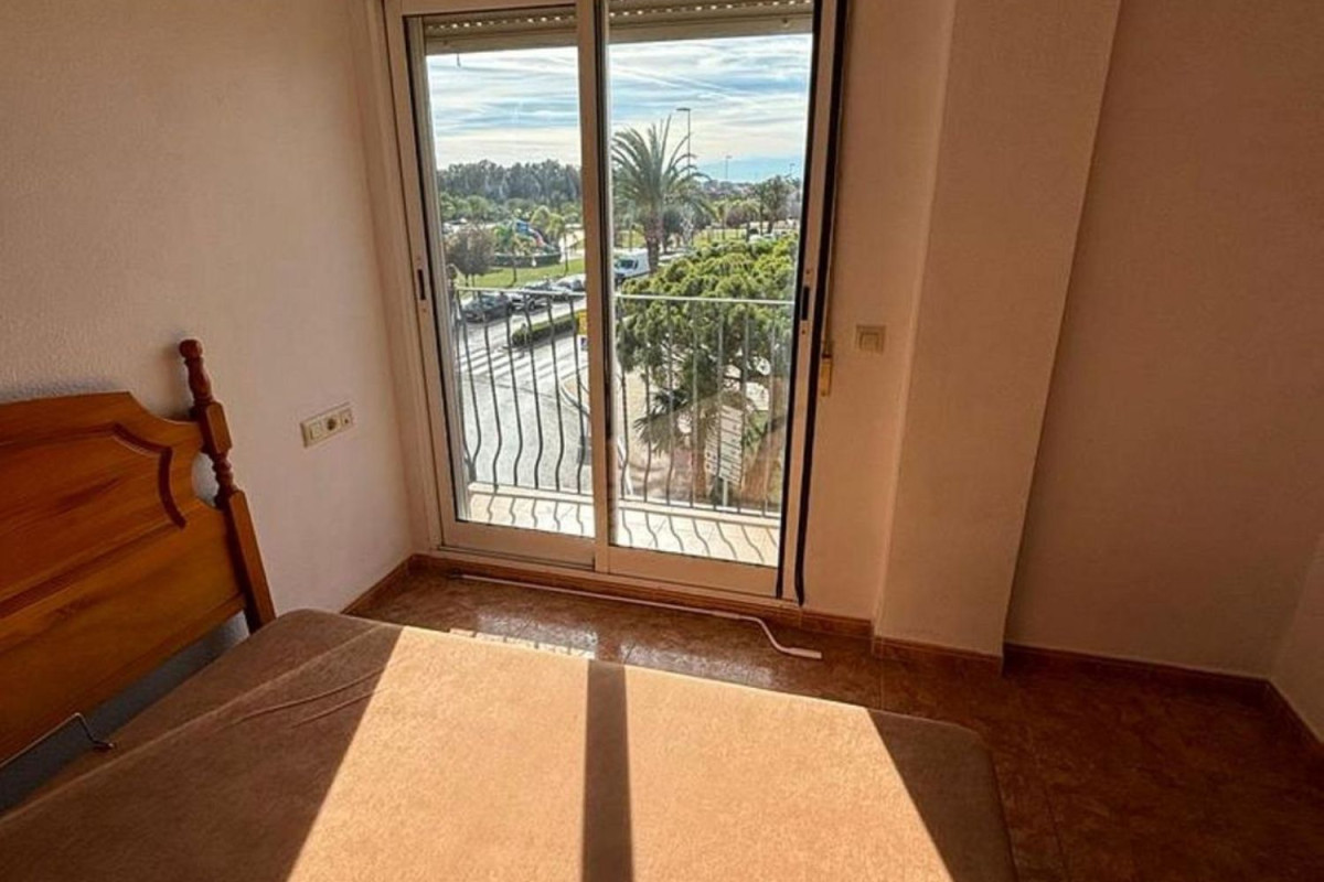 Piso en venta en calle València, Канет-д'Эн-Беренгuer
photo 1