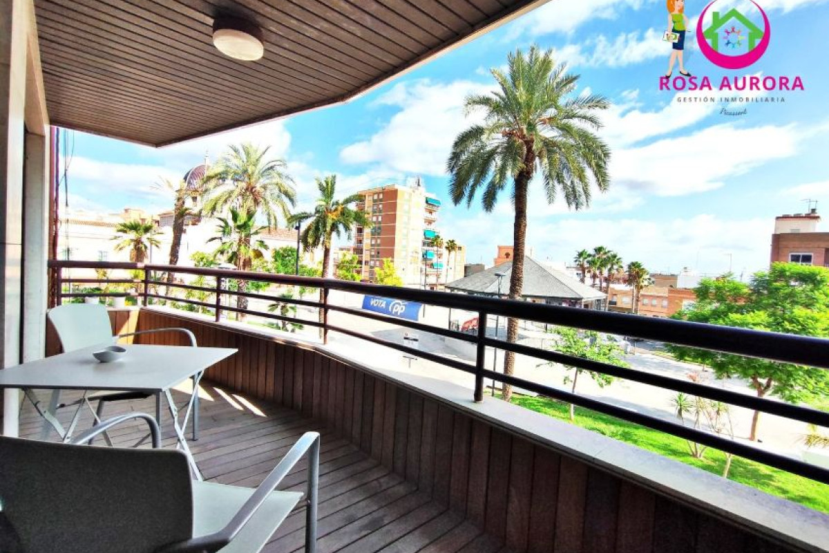Piso en venta en Ermita, Пикасент
photo 1