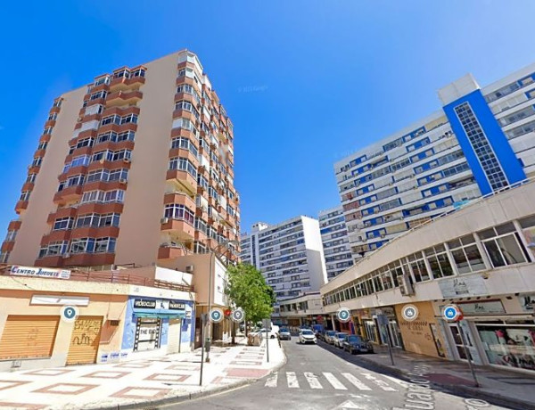 Piso en venta en  Calle Eduardo Aguilera Romero, Torremolinos photo 1
