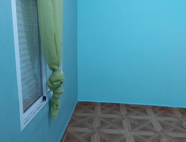 Semi-detached house for sale in , La Almunia de Doña Godina thumbnail 1