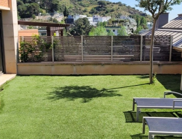 Chalet adosado en venta en  Calle de Gaziel , Barcelona photo 4