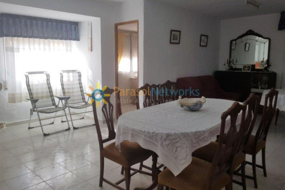 Sprzedaż niezależnego domku jednorodzinnego w  Llombo , Ontinyent photo 4