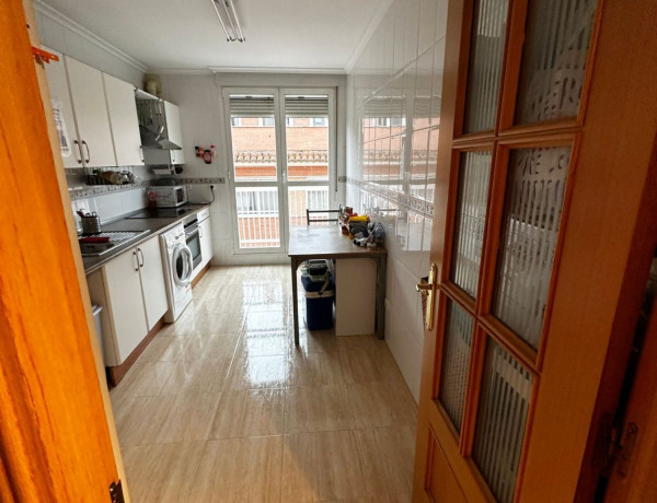 Apartment for sale in , Cistérniga photo 3