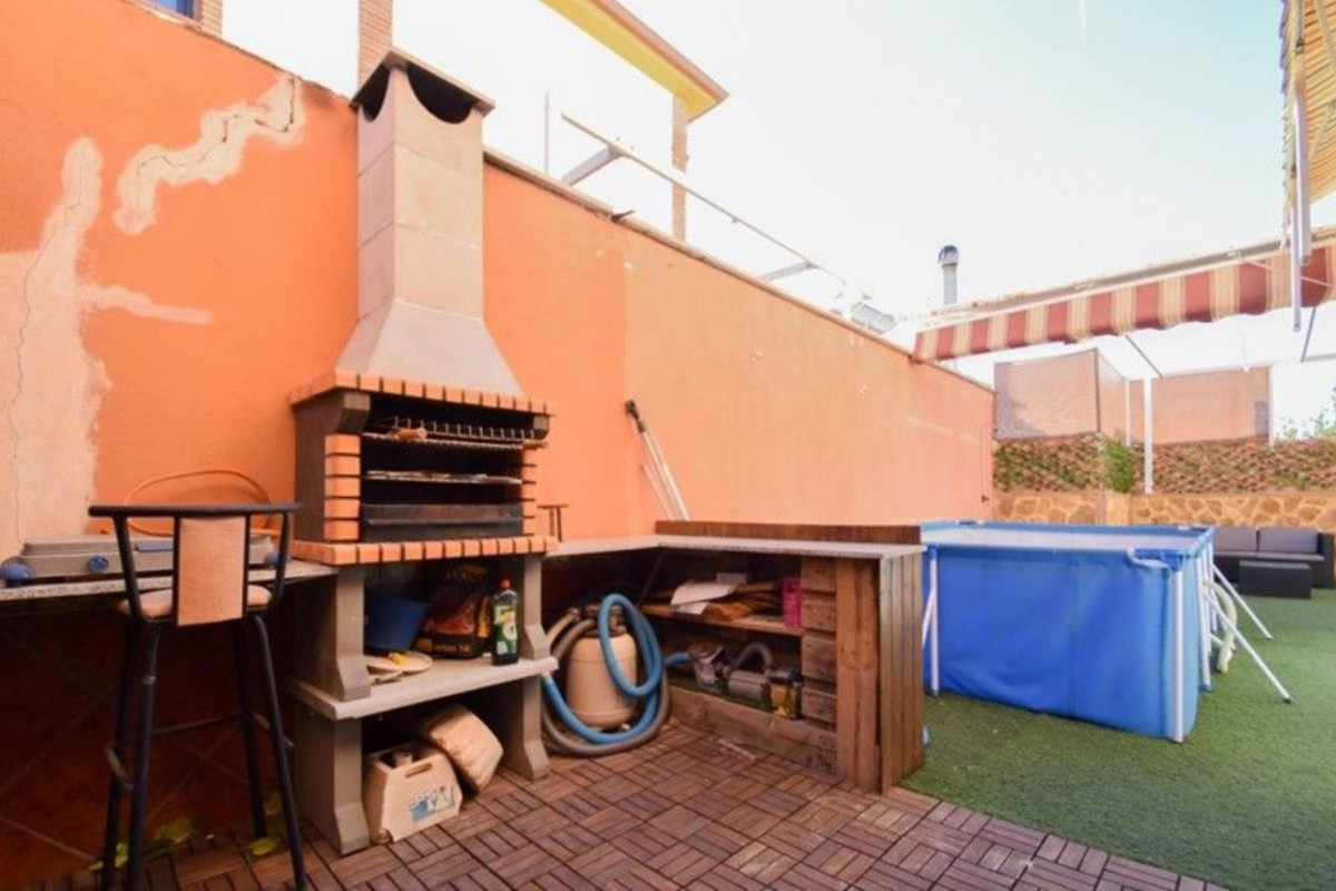 Sale of townhouse in , Ogijares photo 5