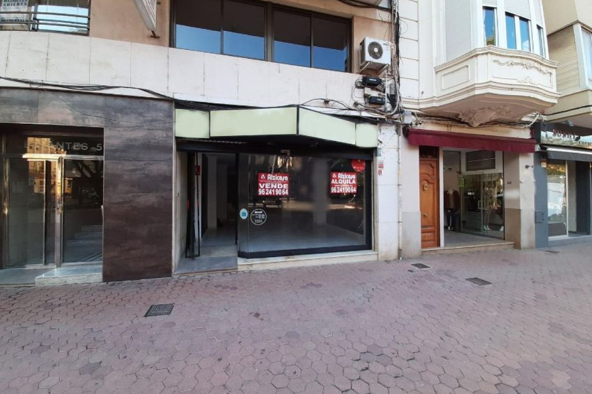 Недвижимость на продажу и в аренду в Испании photo 1