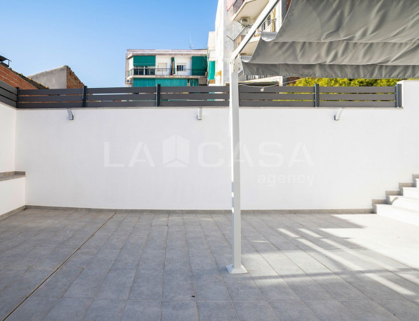 Bajo en venta en  Calle de Santa Teresa, Gavà photo 4