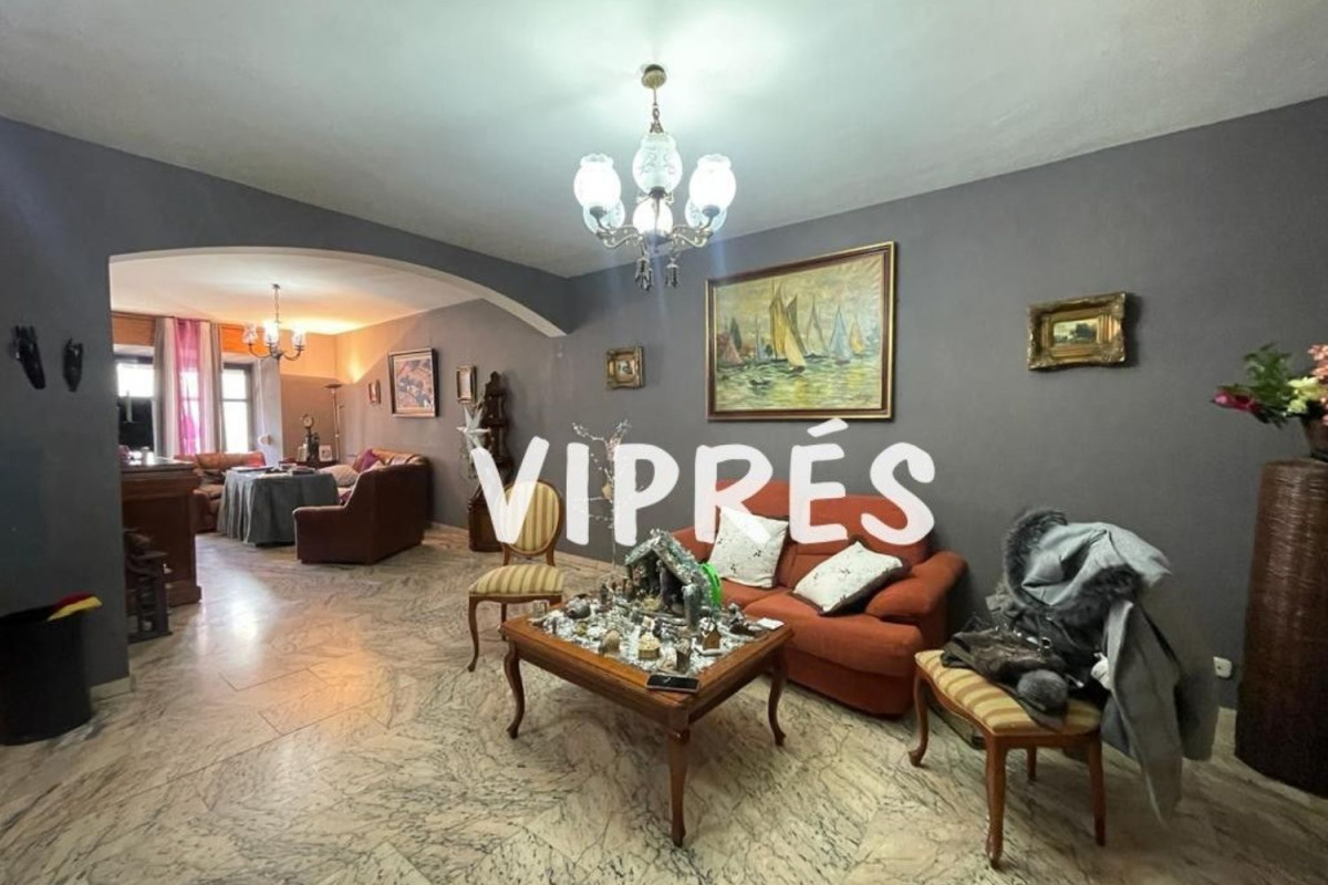 Piso en venta en Casar de Cáceres, Касар де Касерес
photo 1