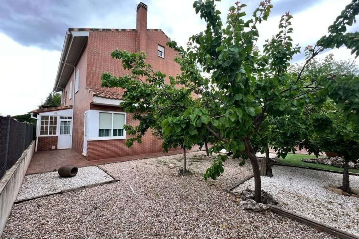 Casa o chalet independiente en venta en Camarma de Esteruelas, Camarma de Esteruelas
 photo 2
