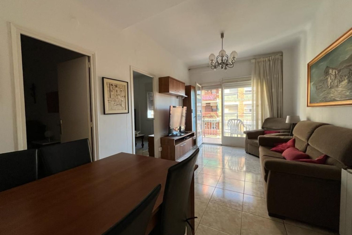 Продажа квартиры на Центр, Госпиталет-де-Льобрегат
 photo 2