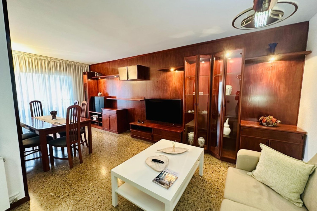 Sale of apartment in Calle de l'Onze de Setembre, Sant Adrià de Besòs
photo 3