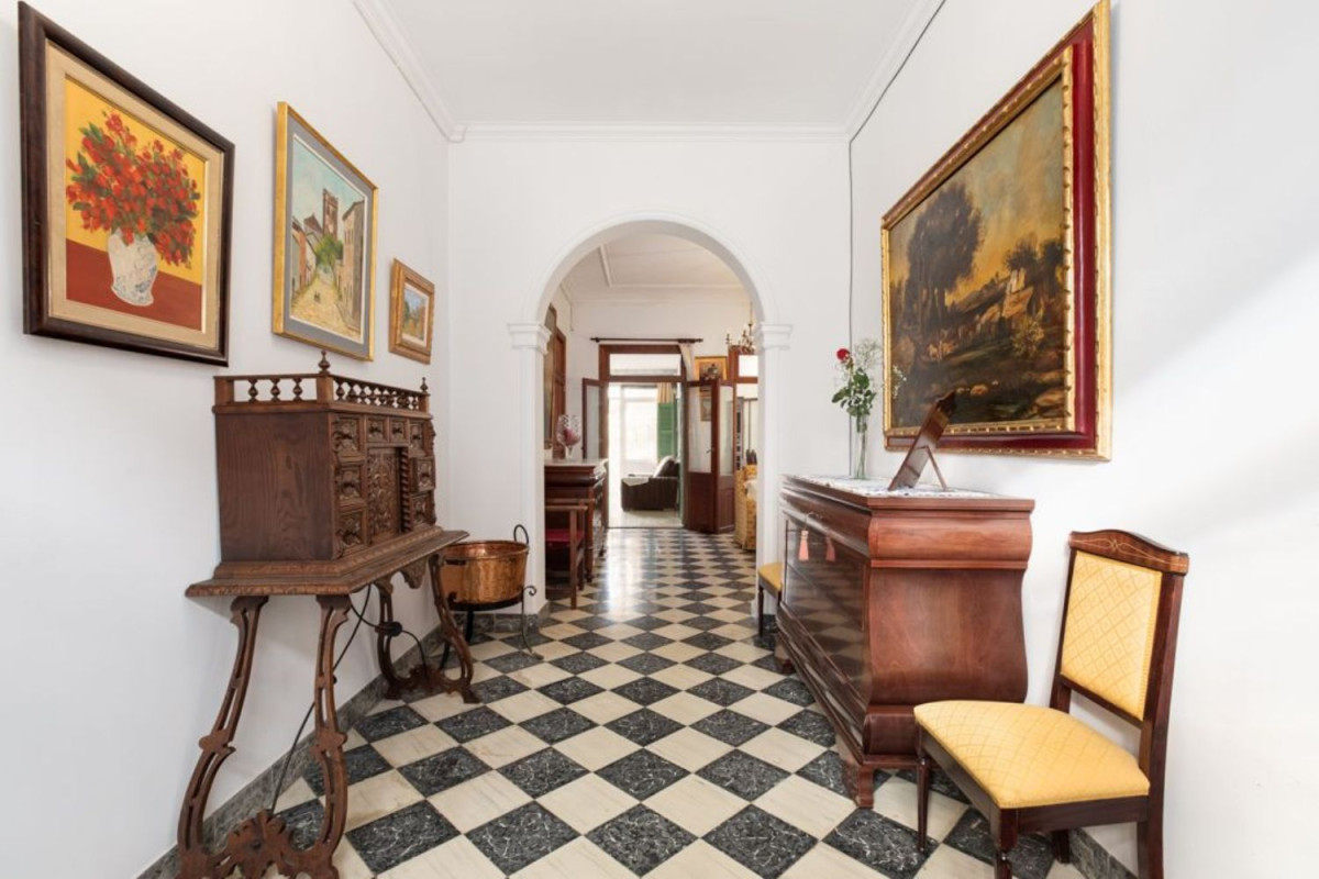 Properties for sale and rent in Spain photo 5