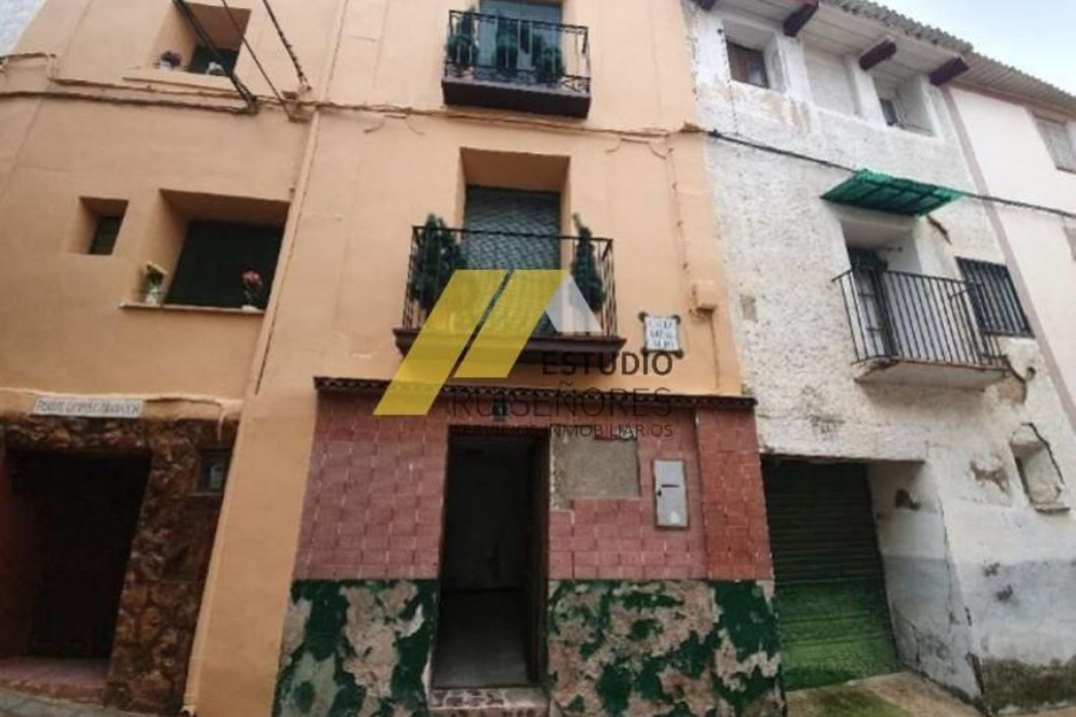 Venta de chalet adosado en , Ateca photo 1