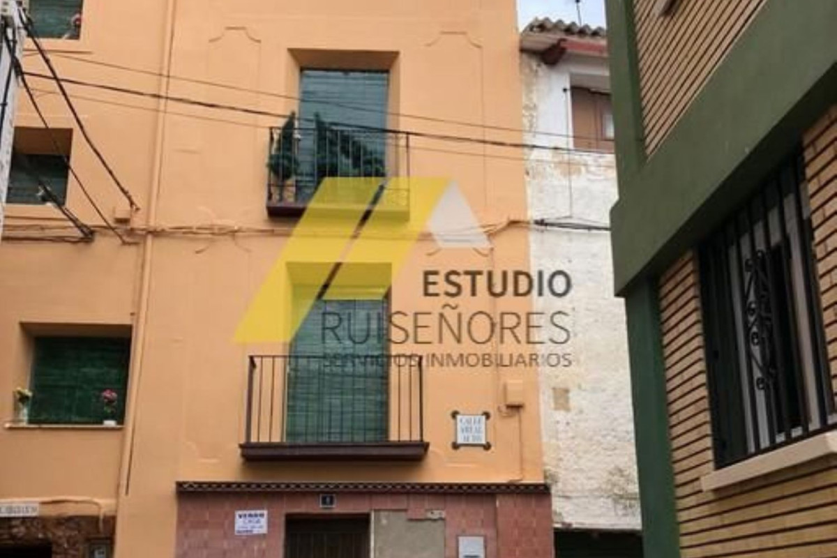 Venta de chalet adosado en , Ateca photo 3