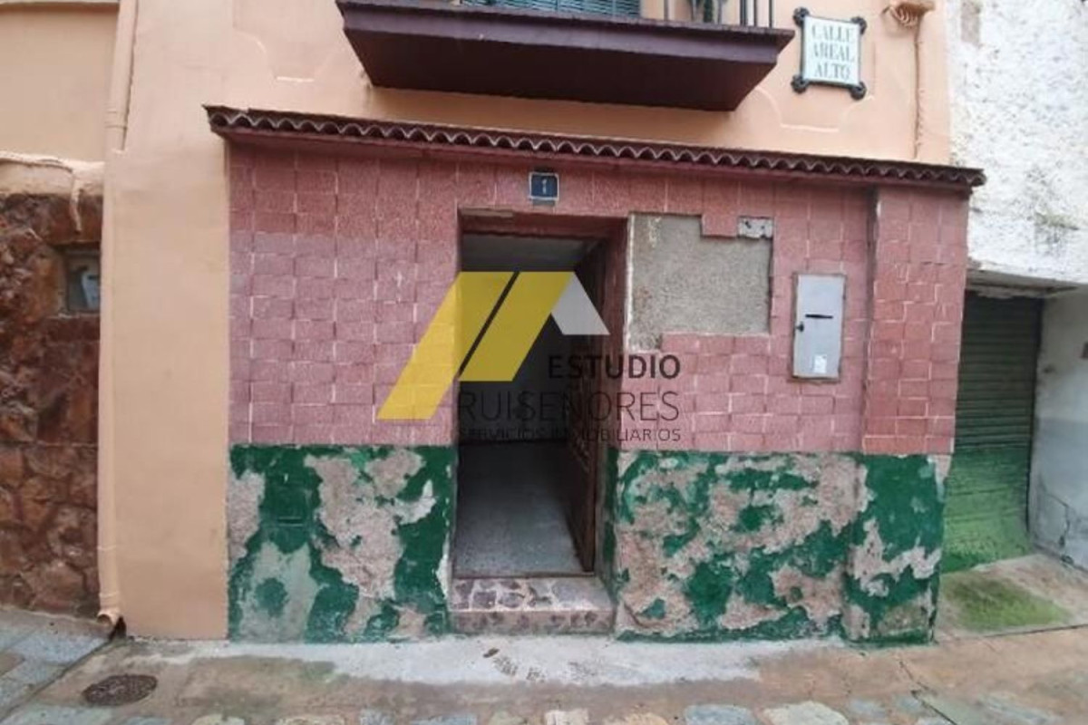 Venta de chalet adosado en , Ateca photo 4