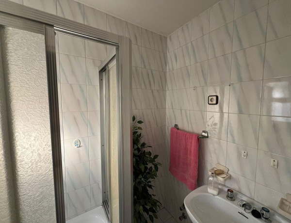 Chalet adosado en venta en  Avenida del sol , Torre del Mar photo 4