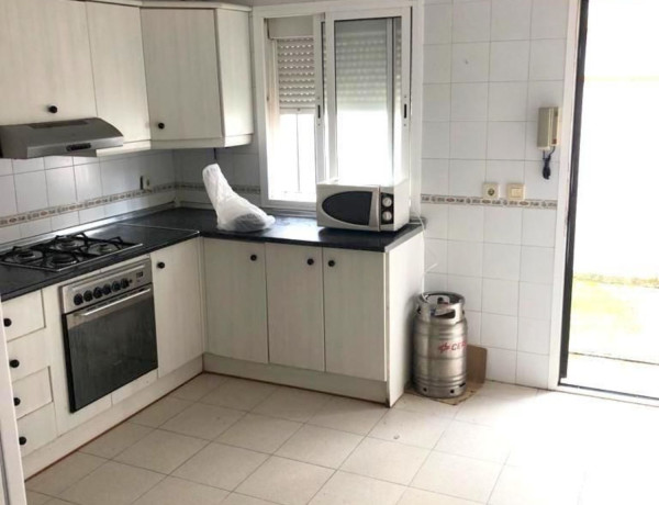 Chalet independiente en venta en , Salteras photo 3