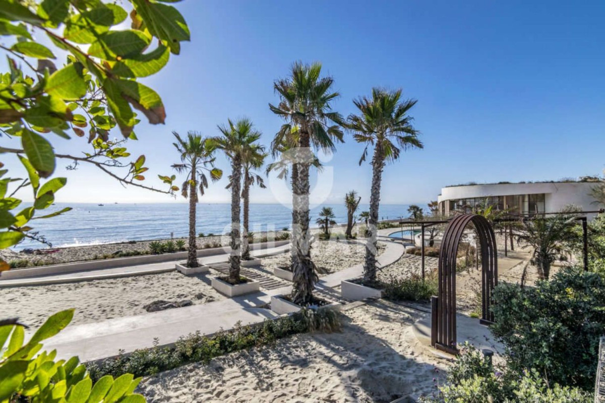 Venta de bajo en Calle Costa Tropicana, Estepona
photo 4