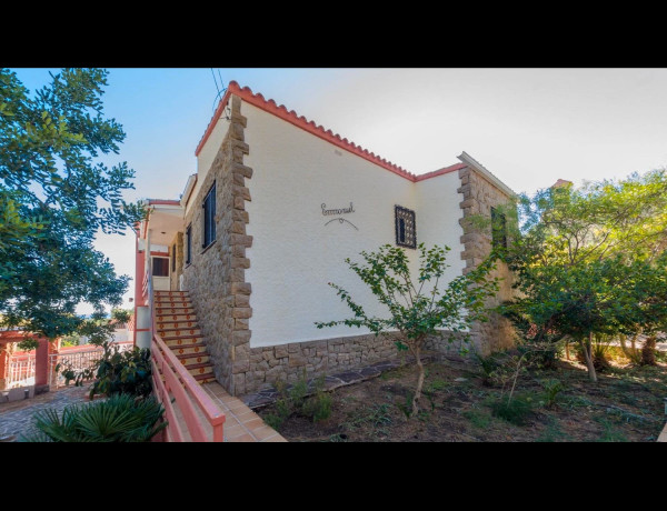 Detached villa for sale in Calle D'Amunt, 5, Benicasim/Benicàssim thumbnail 1