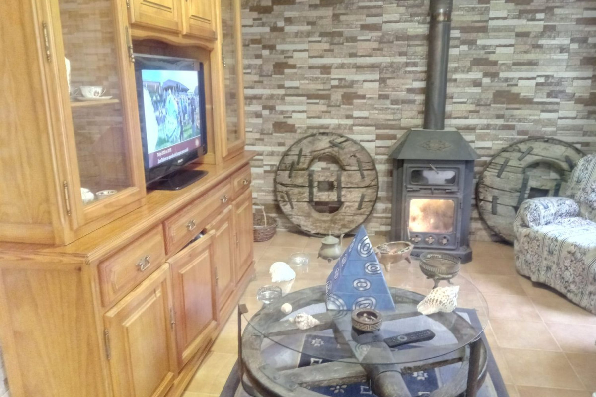 Недвижимость на продажу и в аренду в Испании photo 1