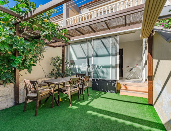 Semi-detached house for sale in  Avenida Europa , Granadilla de Abona photo 2