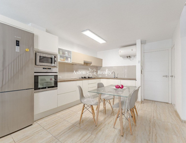 Semi-detached house for sale in  Avenida Europa , Granadilla de Abona photo 4