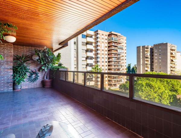 Piso en venta en  Avenida de la Mare de Déu del Lledó, Castellón de la Plana / Castello de la Plana photo 4