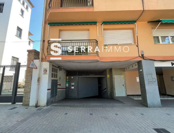 Продается гараж по адресу  Rambla de la Pau , Vilanova i la Geltrú photo 1