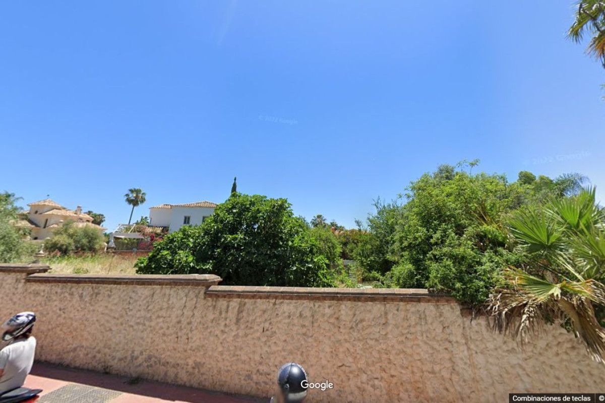 Terreno en venta en Marbella, Malaga photo 5
